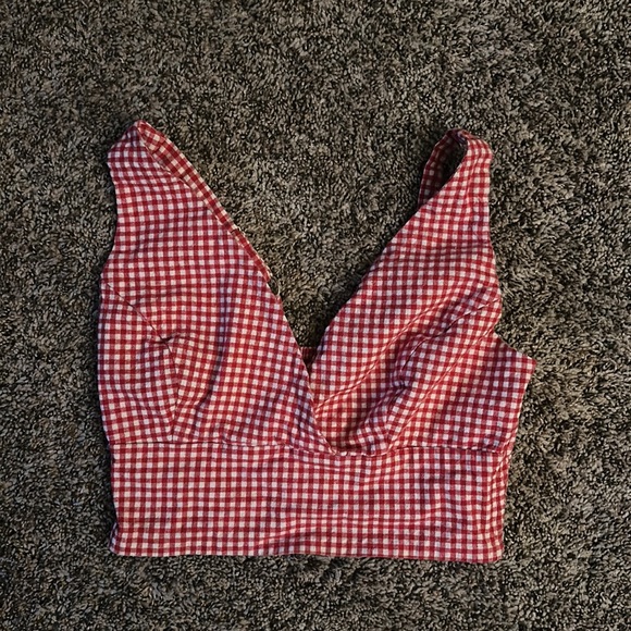 Brandy Melville Red Gingham Tank Top - Picture 3 of 4